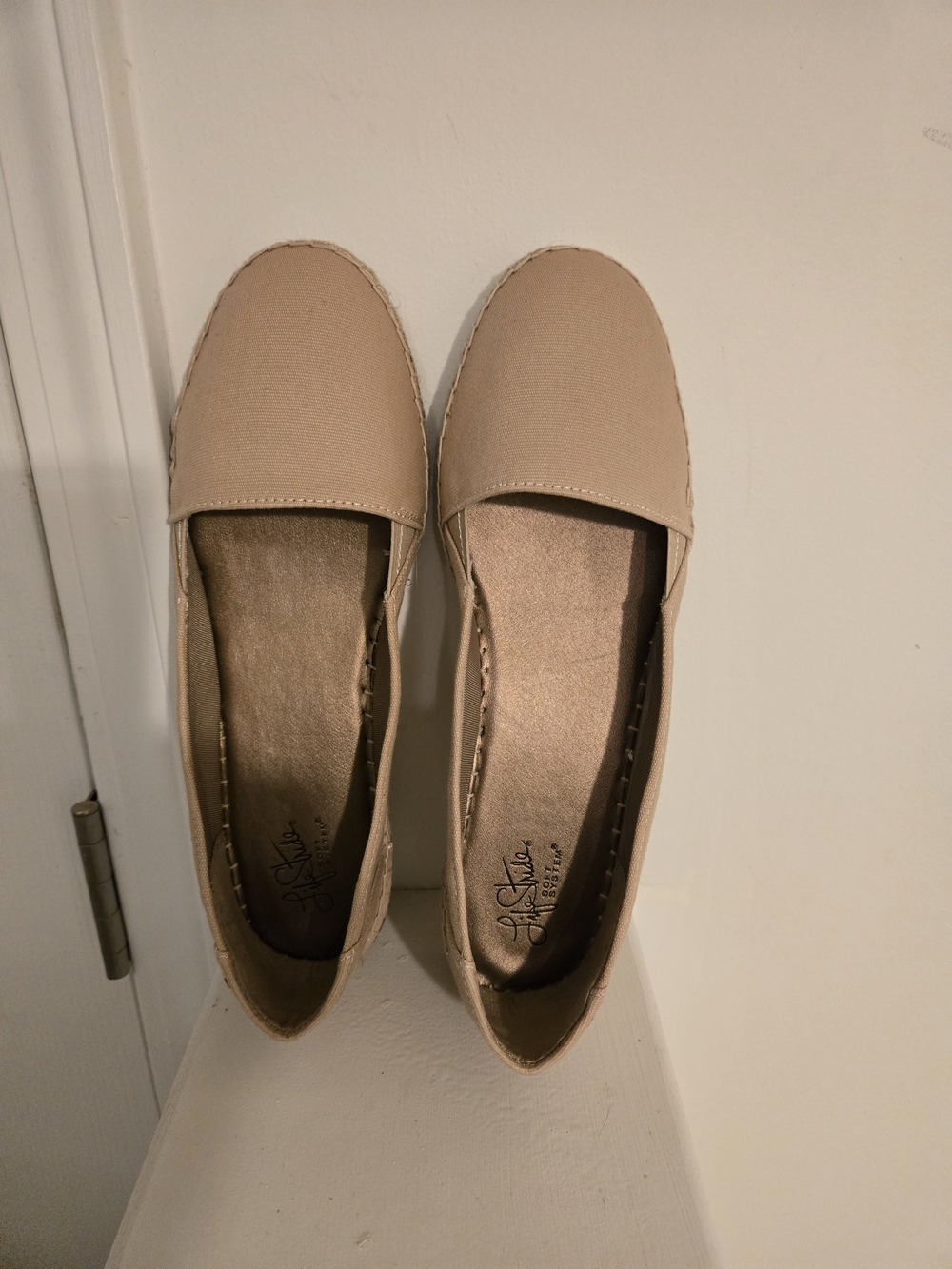 Life Stride Women's Beige Canvas Espadrille Flats